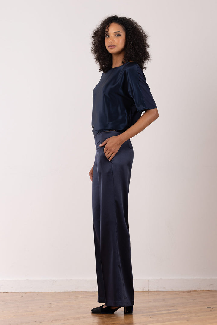 CARLA Satin Navy