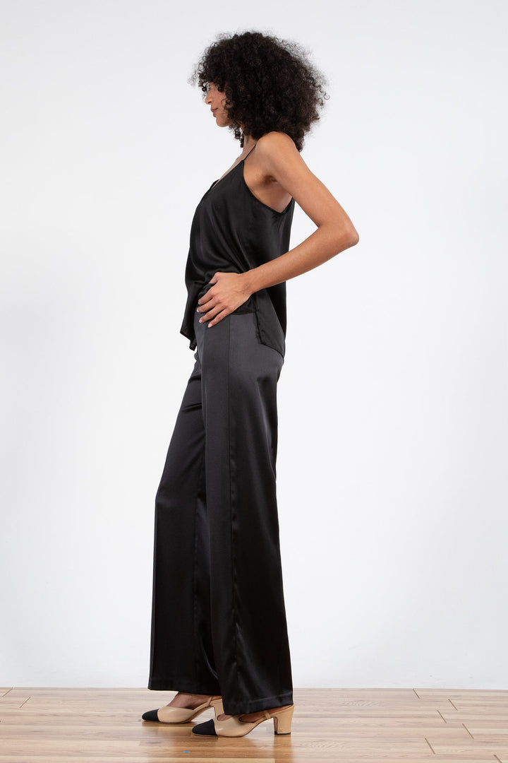 FLAVIA Satin Black