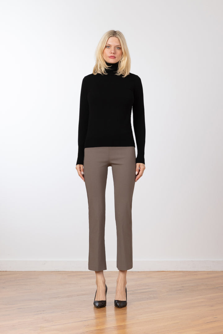 LEO Signature Taupe