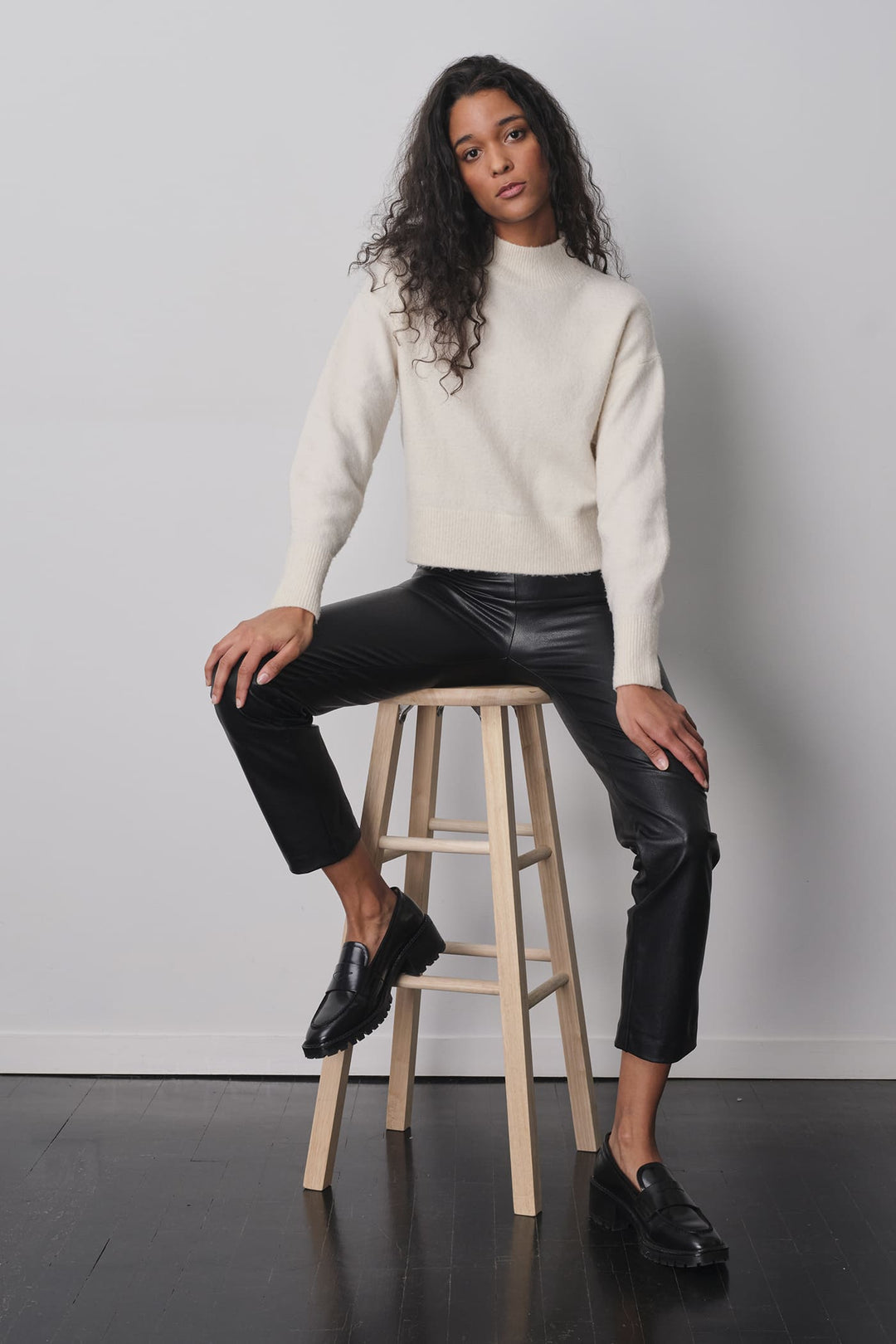 EDITH Vegan Leather Black - AVENUE MONTAIGNE