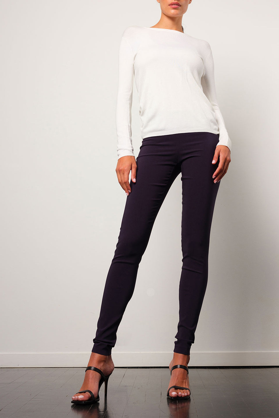 PULL ON SKINNY Signature Navy - AVENUE MONTAIGNE