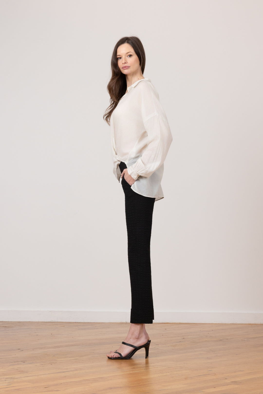 BEN Seersucker Black - AVENUE MONTAIGNE 