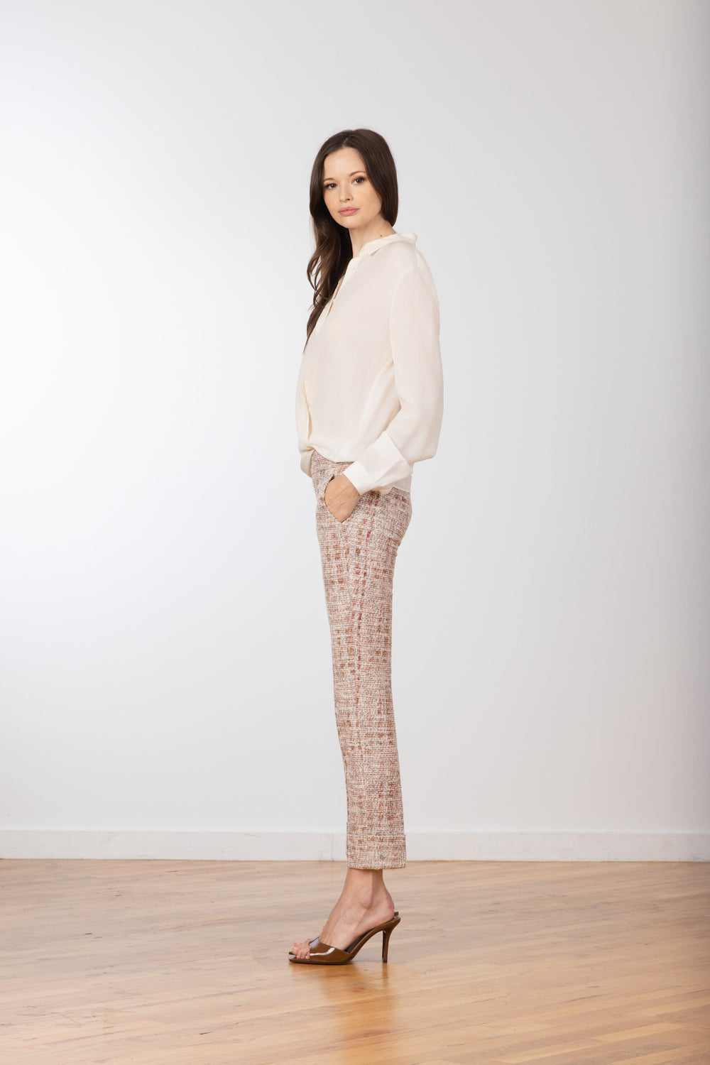 BEN Whisper - AVENUE MONTAIGNE 