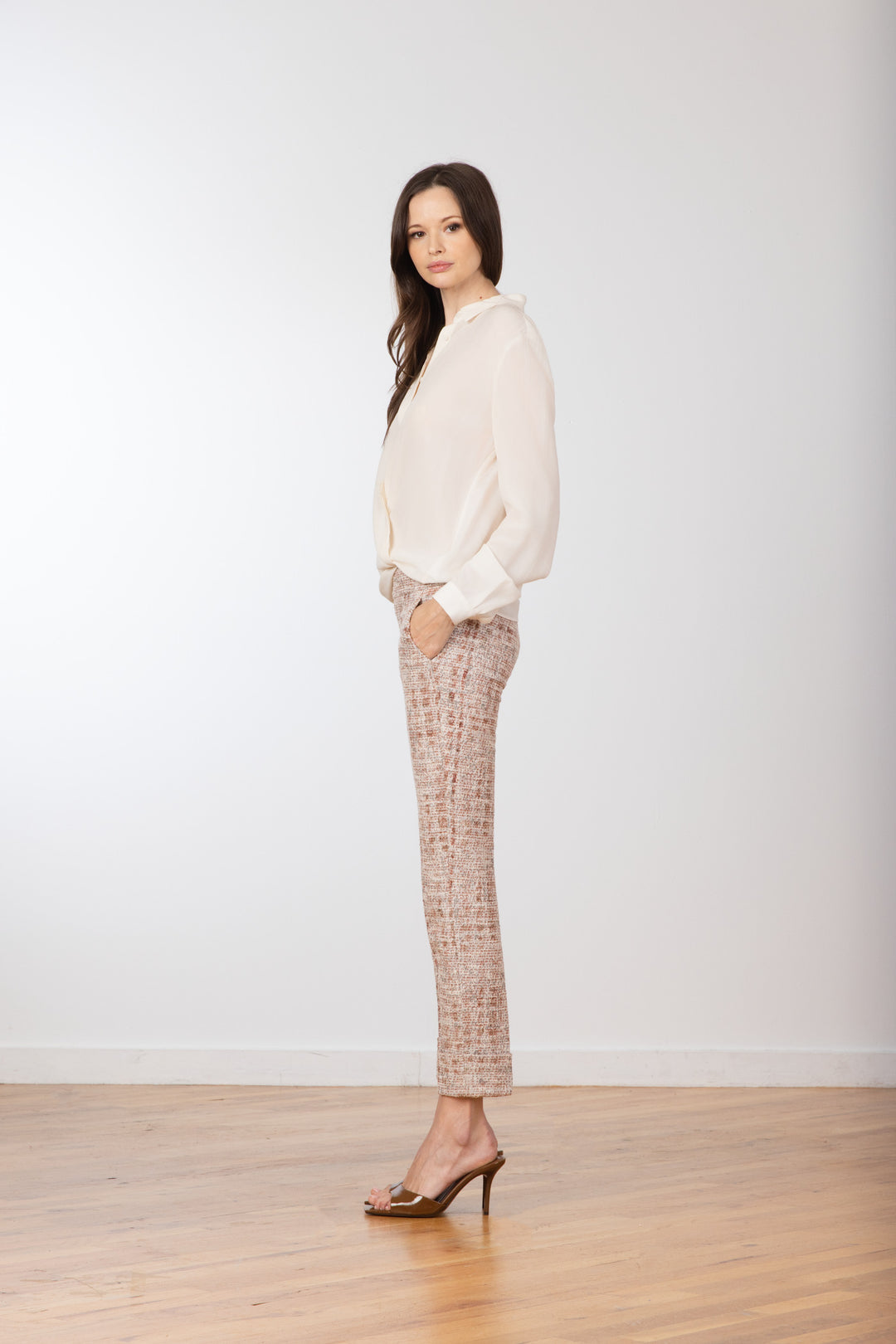 BEN Whisper - AVENUE MONTAIGNE 