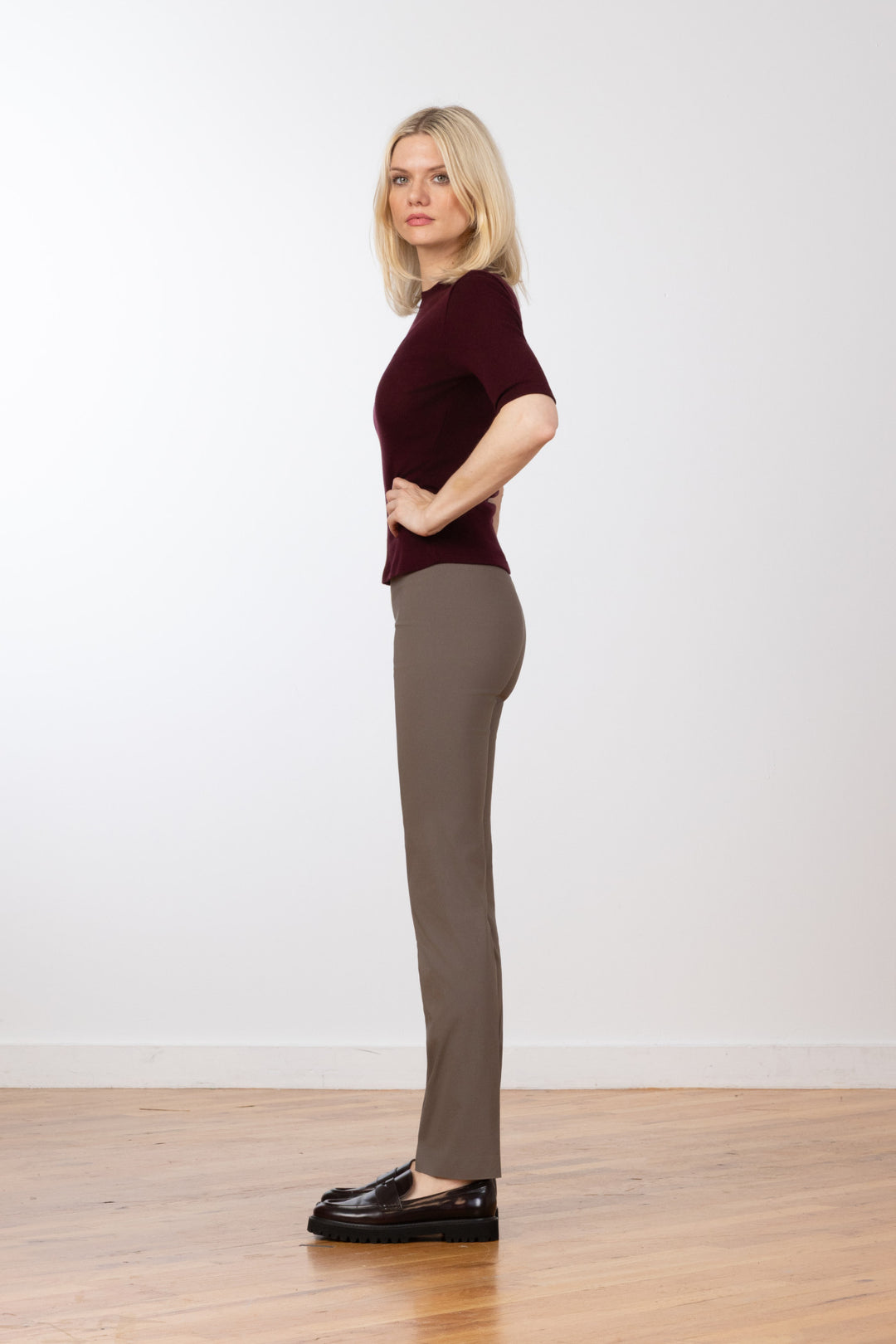 BILLY Signature Taupe - AVENUE MONTAIGNE 