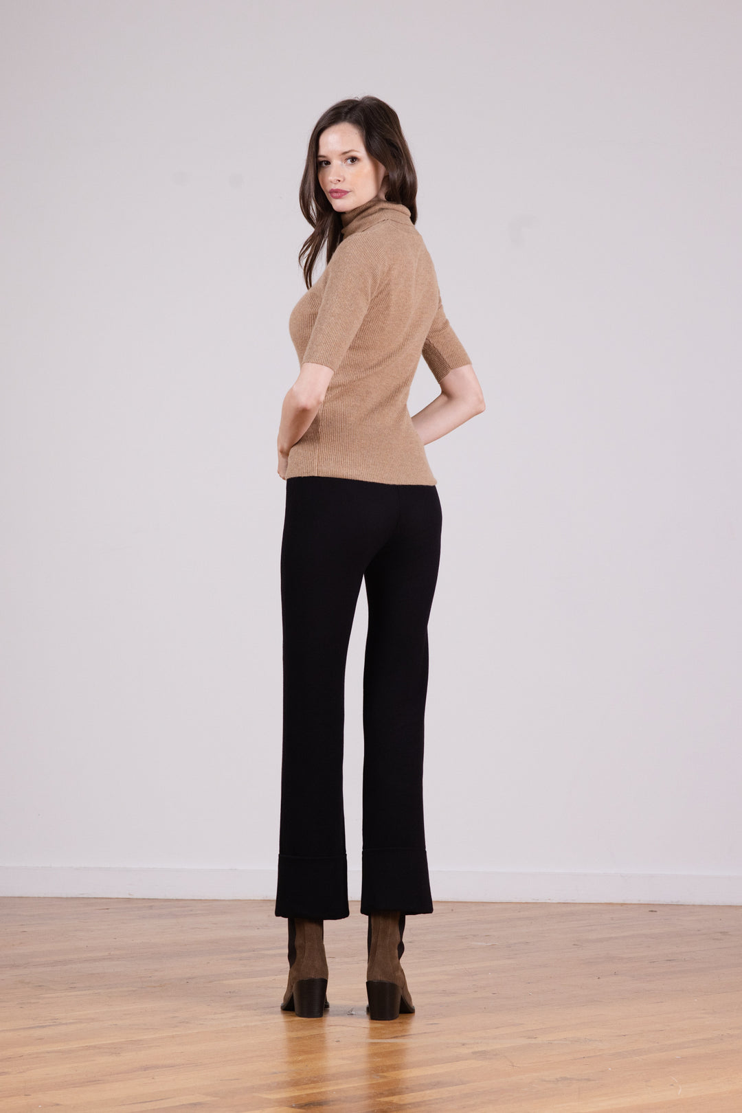 BONNIE Cozy Black