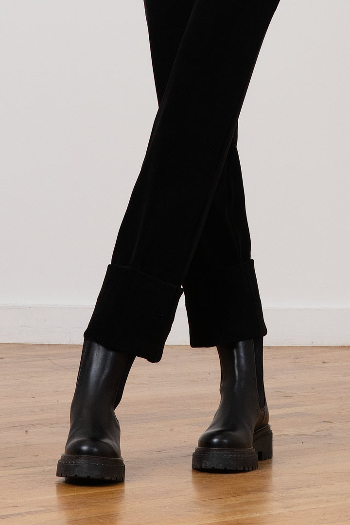 BONNIE Pre-Washed Corduroy Black