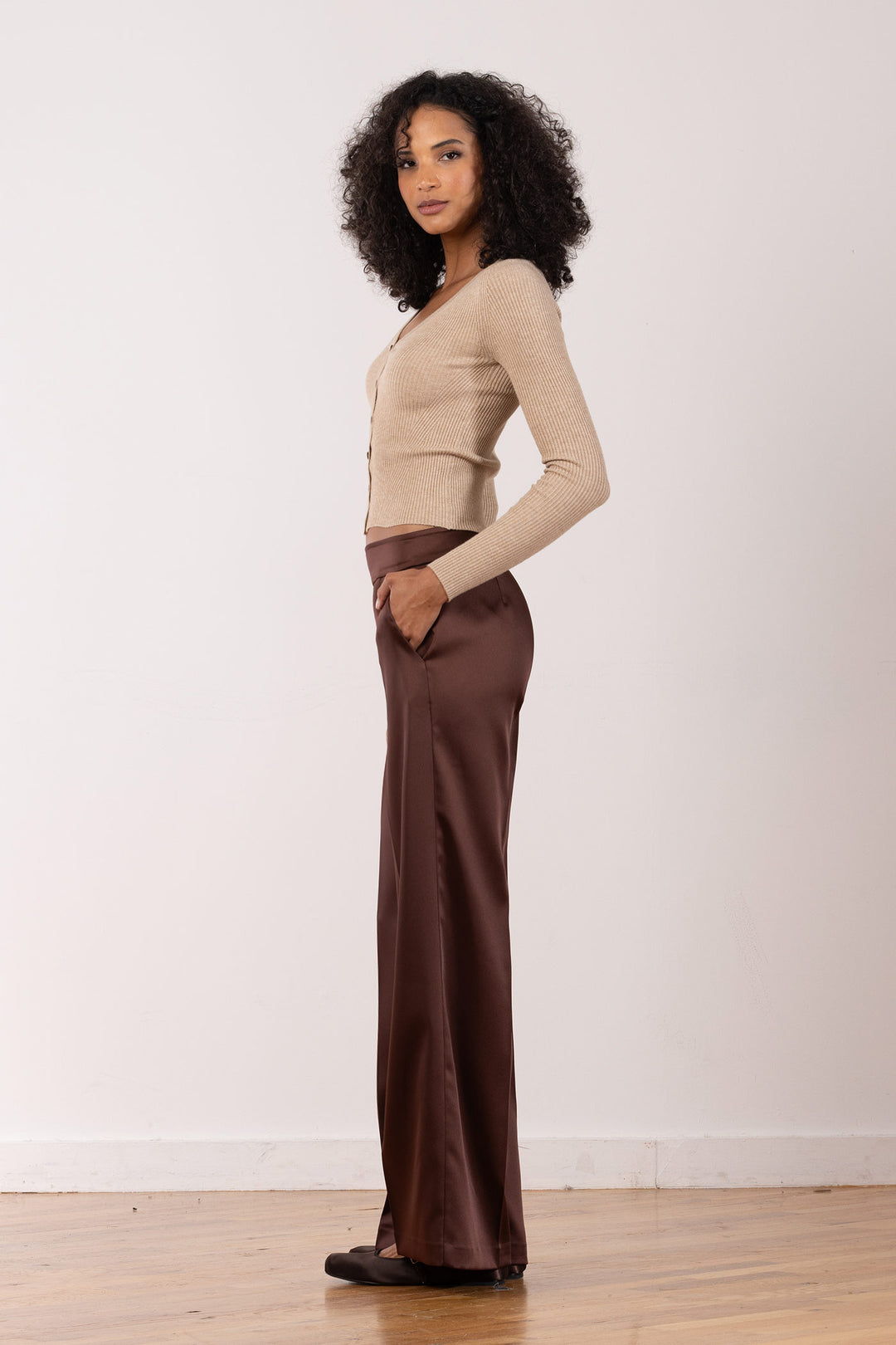 CARLA Satin Brown