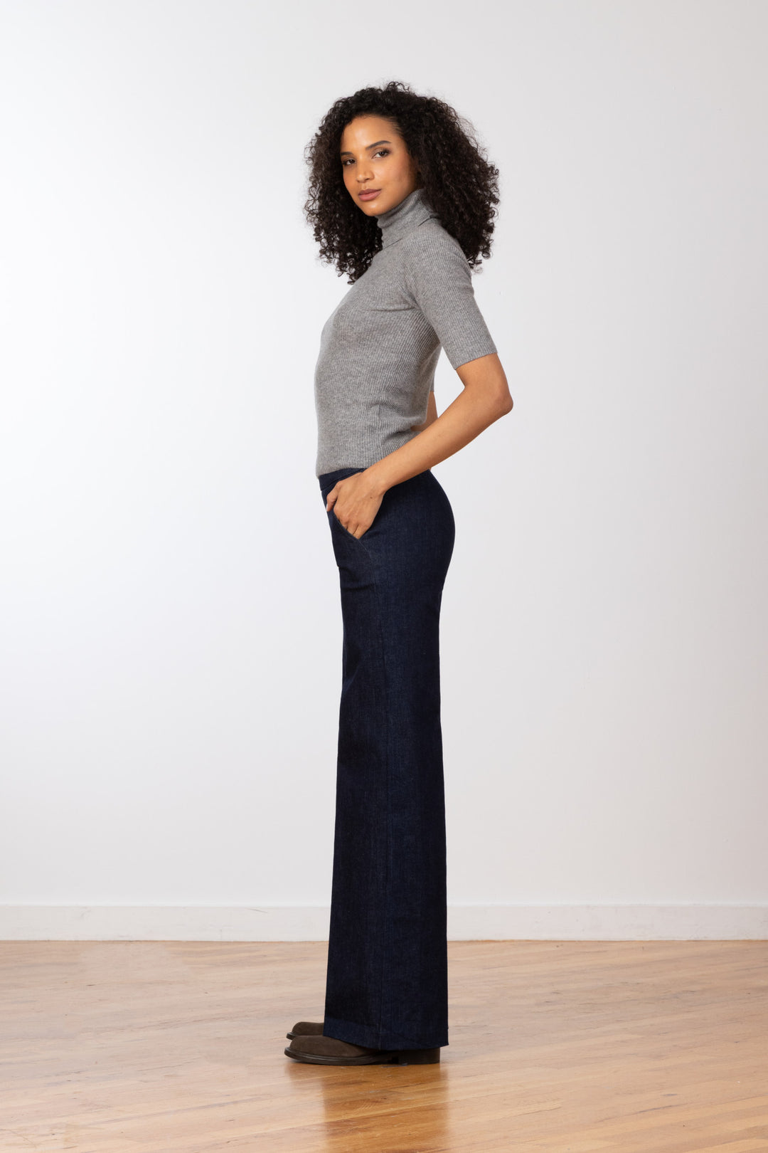 CARLA Dark Denim