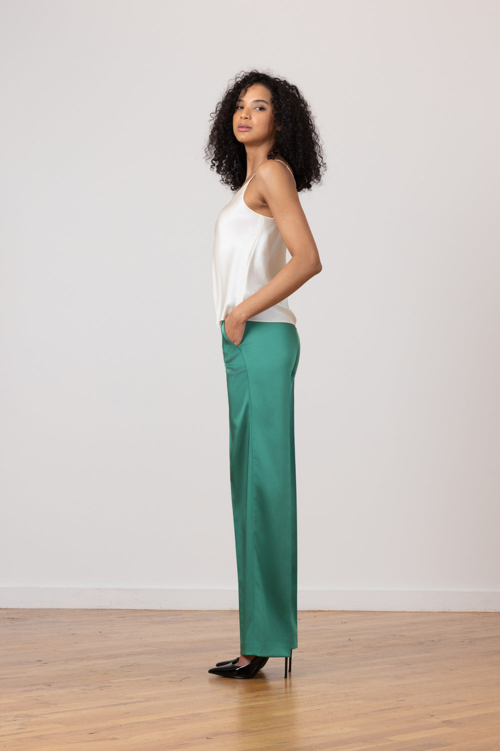 CARLA Satin Green - AVENUE MONTAIGNE 