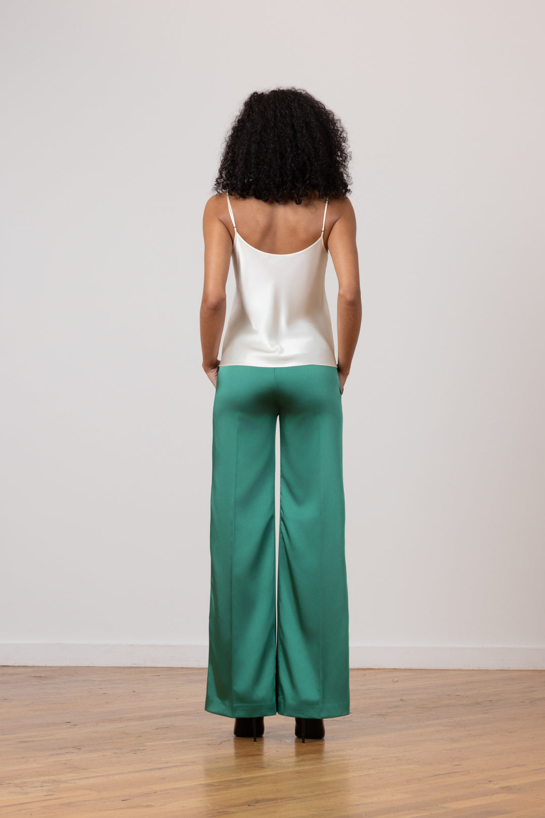 CARLA Satin Green - AVENUE MONTAIGNE 