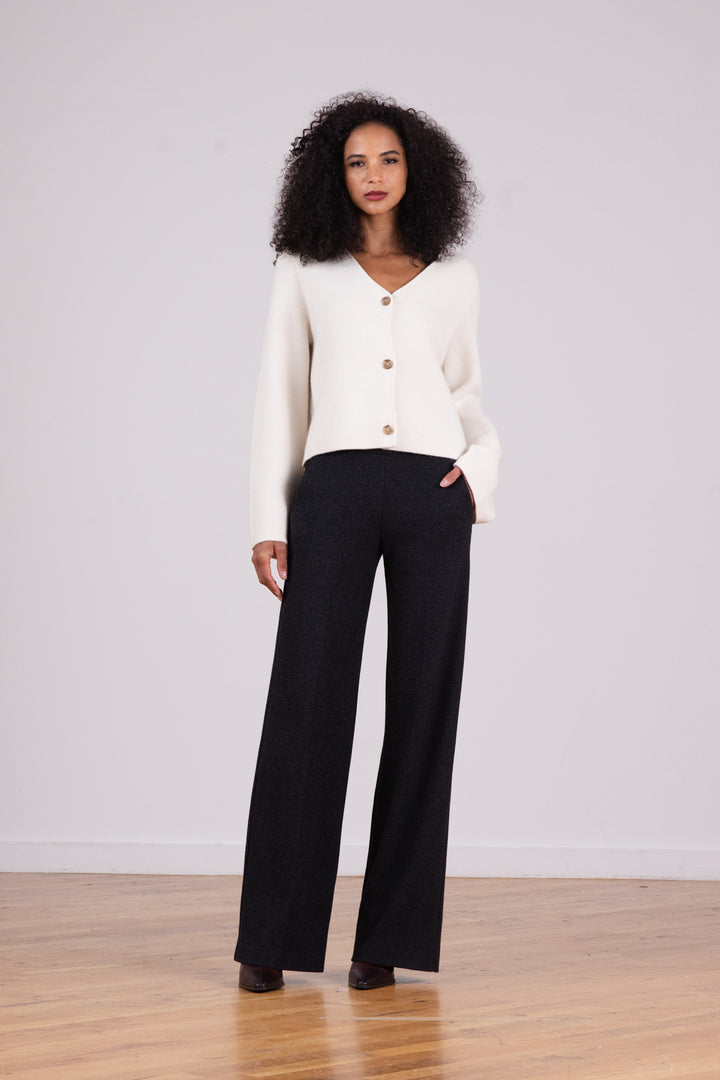 CARLA Cozy Charcoal