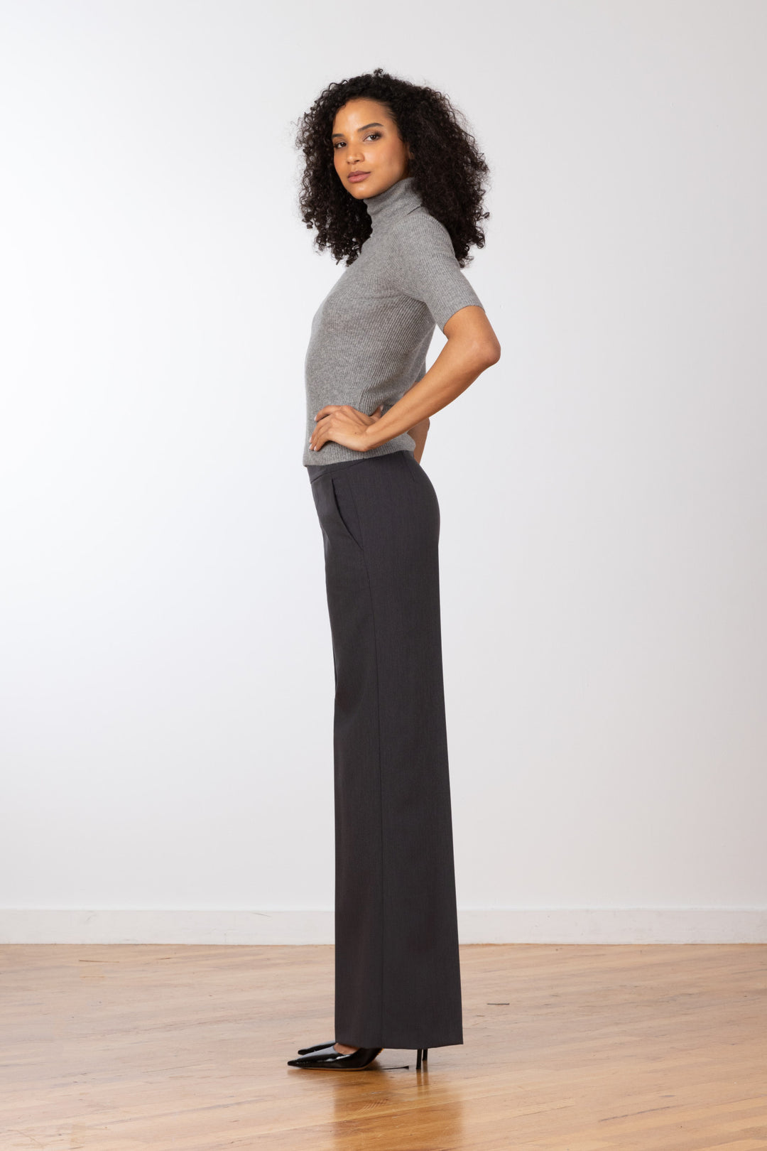 CARLA Tropical Charcoal