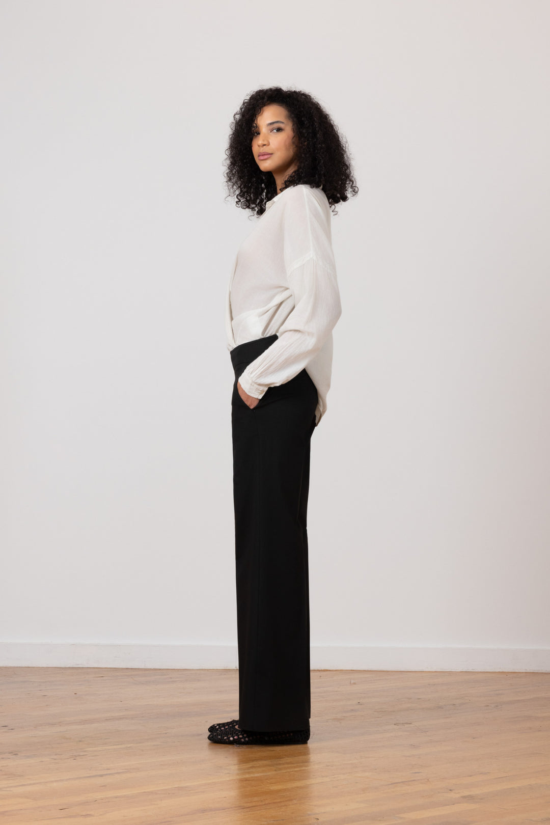 CARLA Cotton Stretch Black - AVENUE MONTAIGNE 