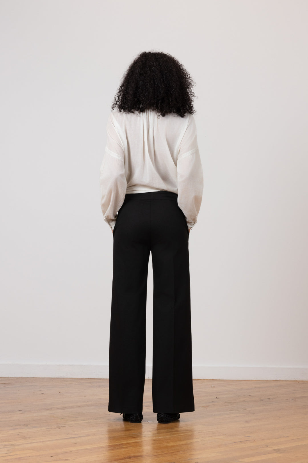 CARLA Cotton Stretch Black - AVENUE MONTAIGNE 