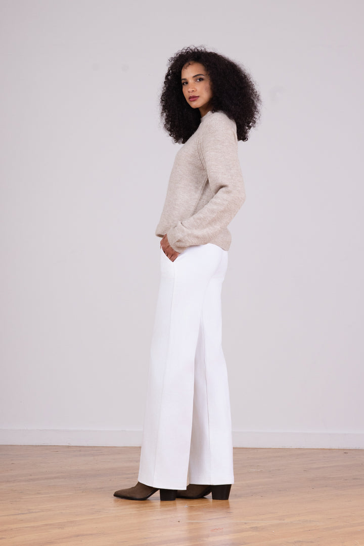 CARLA White Denim