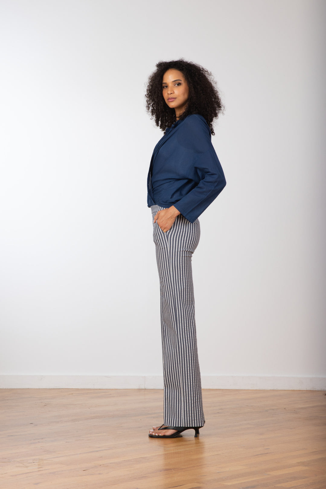 CASTEL Bistro Denim - AVENUE MONTAIGNE 