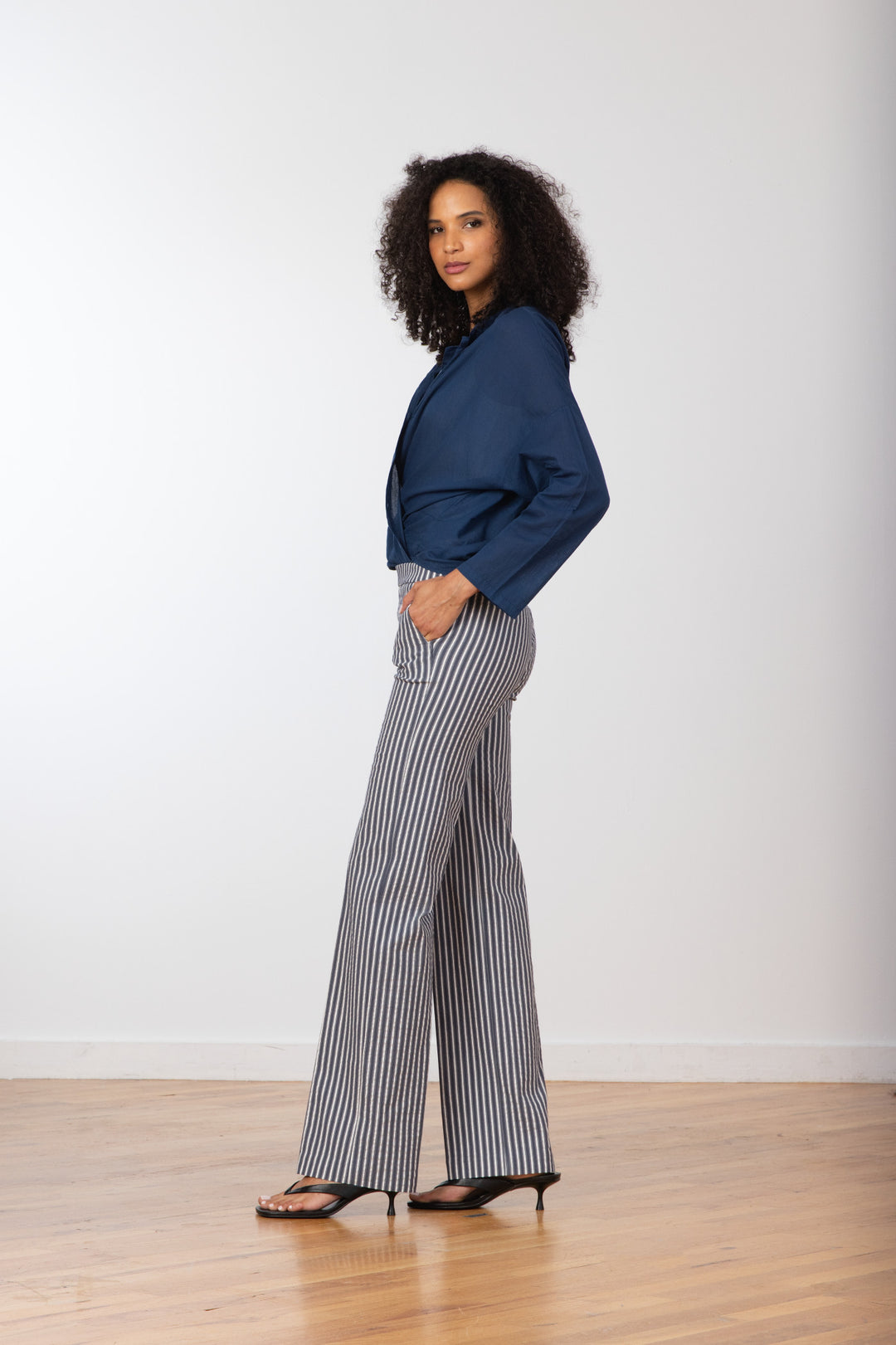 CASTEL Bistro Denim - AVENUE MONTAIGNE 