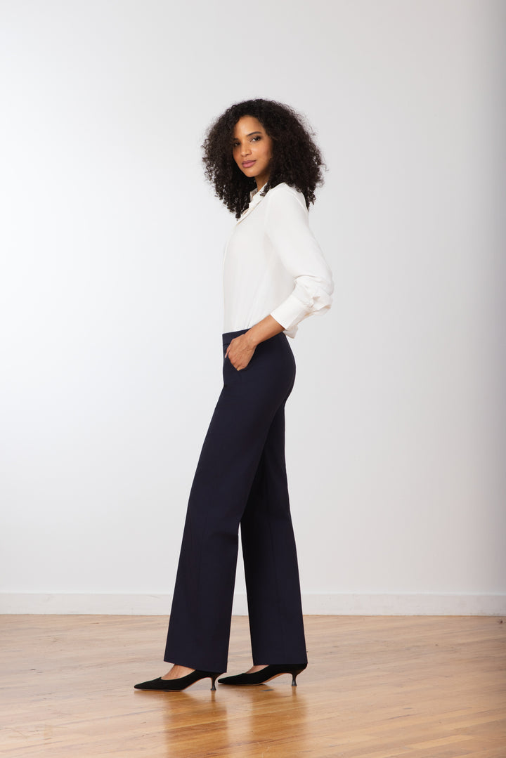 CASTEL Signature Navy - AVENUE MONTAIGNE 