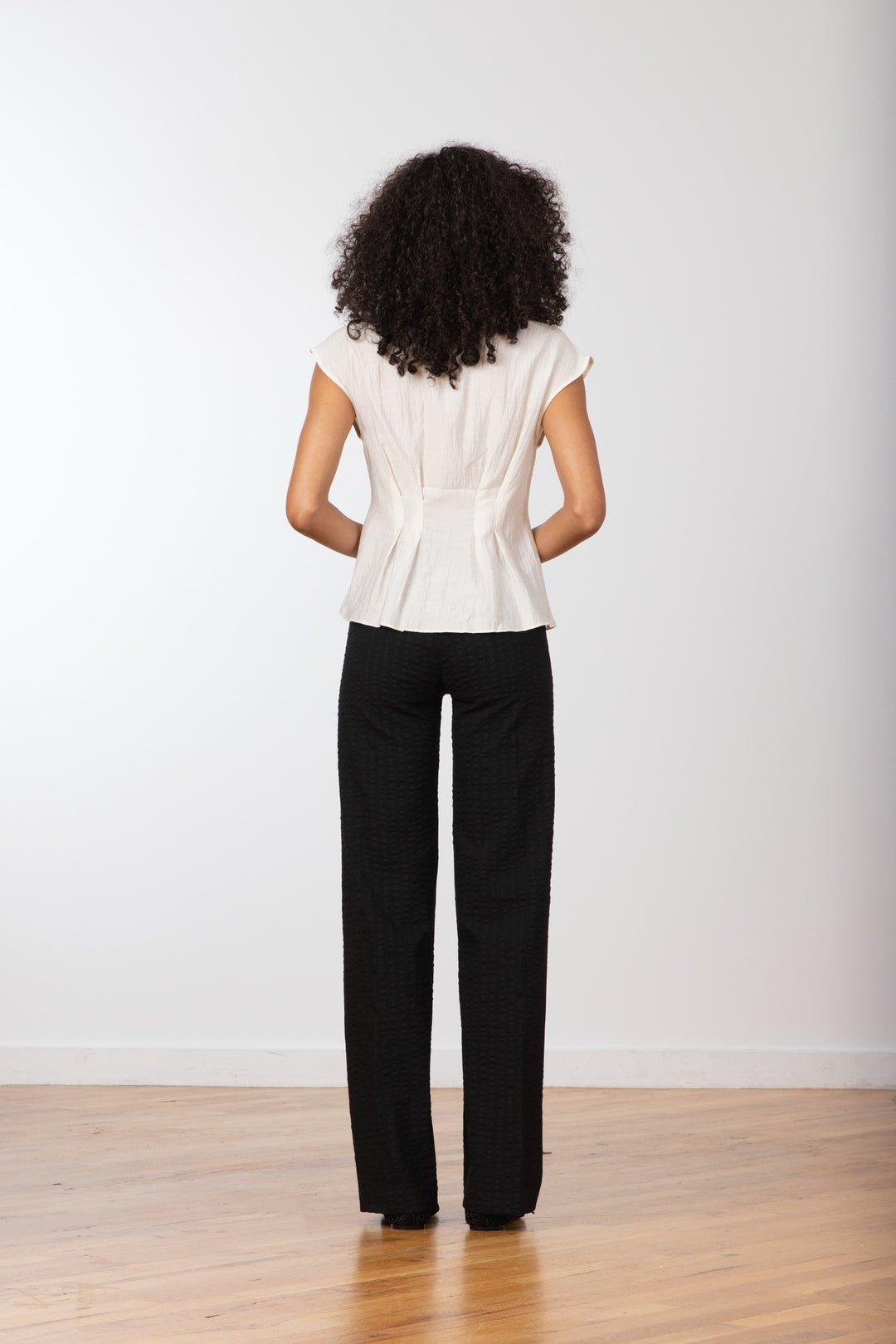 FLAVIA Seersucker Black - AVENUE MONTAIGNE 