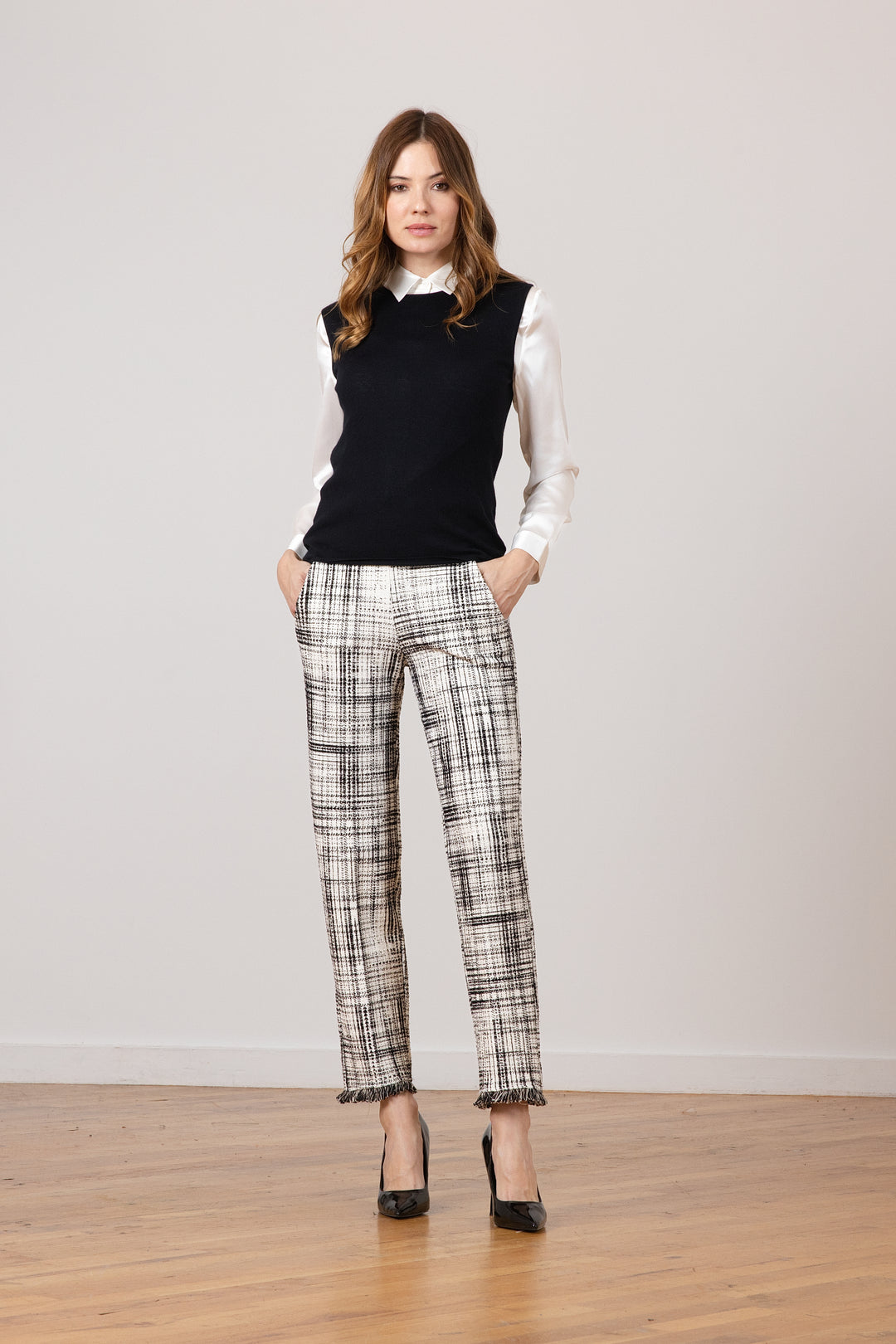 JOAN FRINGE Parisian