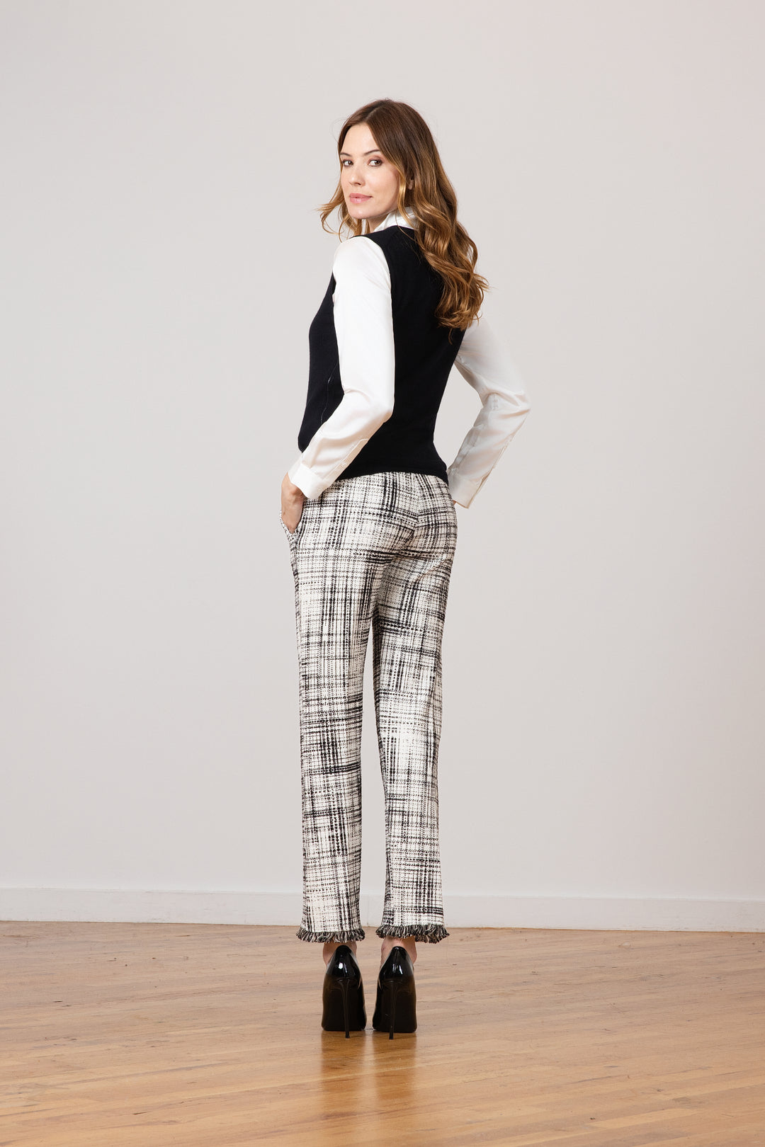 JOAN FRINGE Parisian