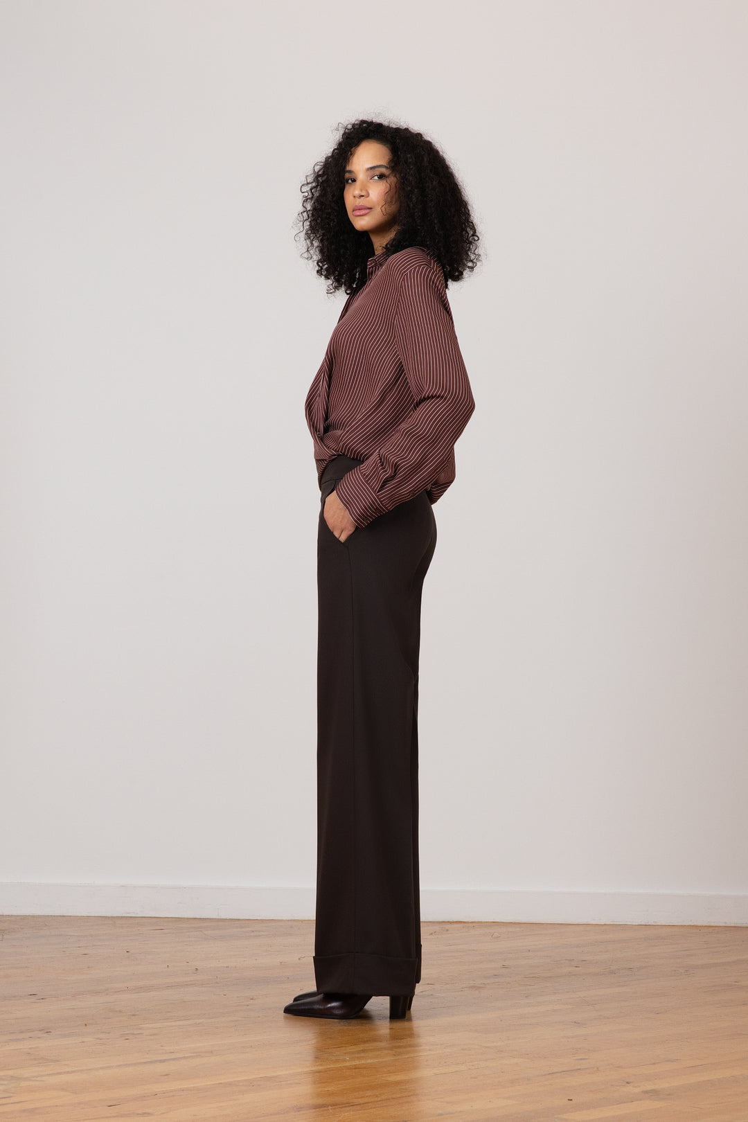 SLEEK Tropical Brown