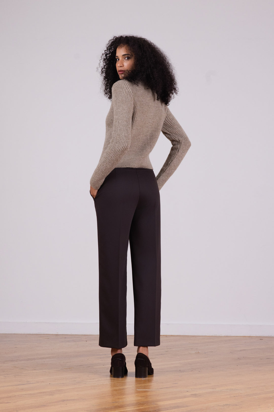 GRACE Tropical Brown