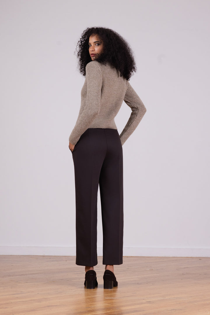 GRACE Tropical Brown
