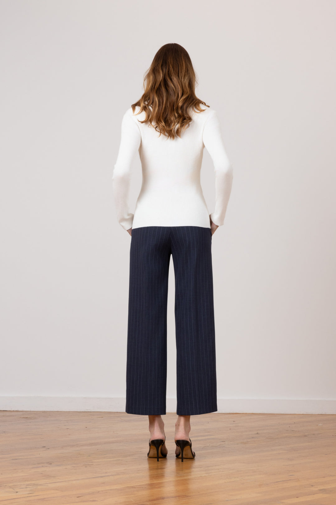 GRACE Needle Line Navy - AVENUE MONTAIGNE 