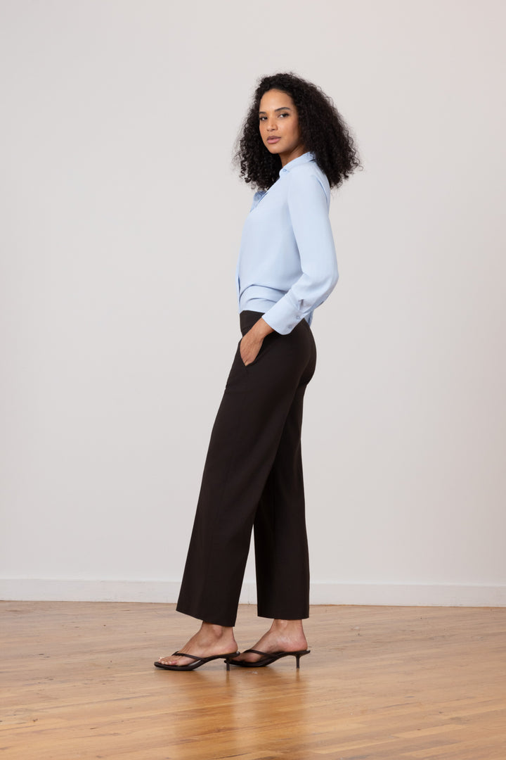 GRACE Signature Brown - AVENUE MONTAIGNE 