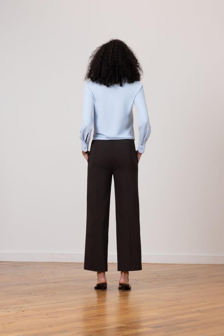 GRACE Signature Brown - AVENUE MONTAIGNE 