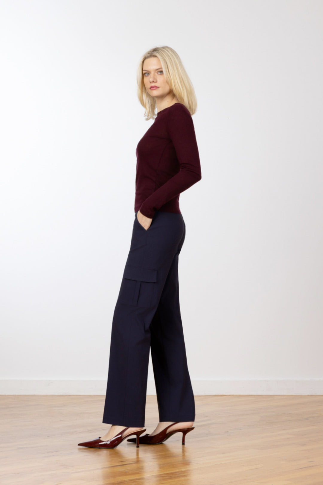 KOOL Signature Navy Winter - AVENUE MONTAIGNE 