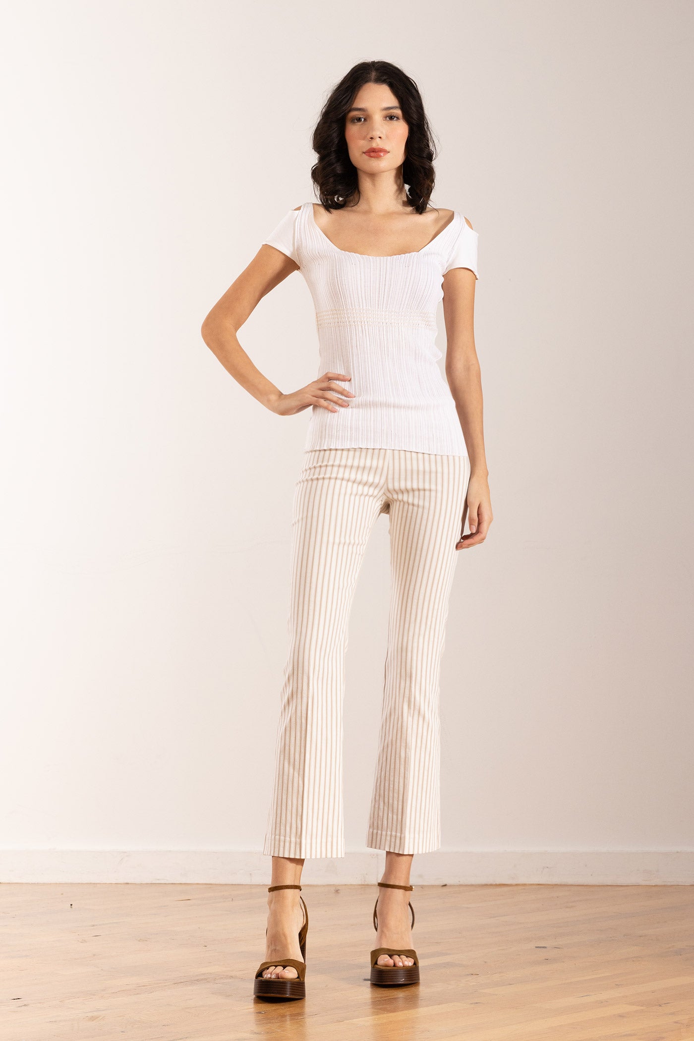 avenue montaigne LEO Bistro Beige