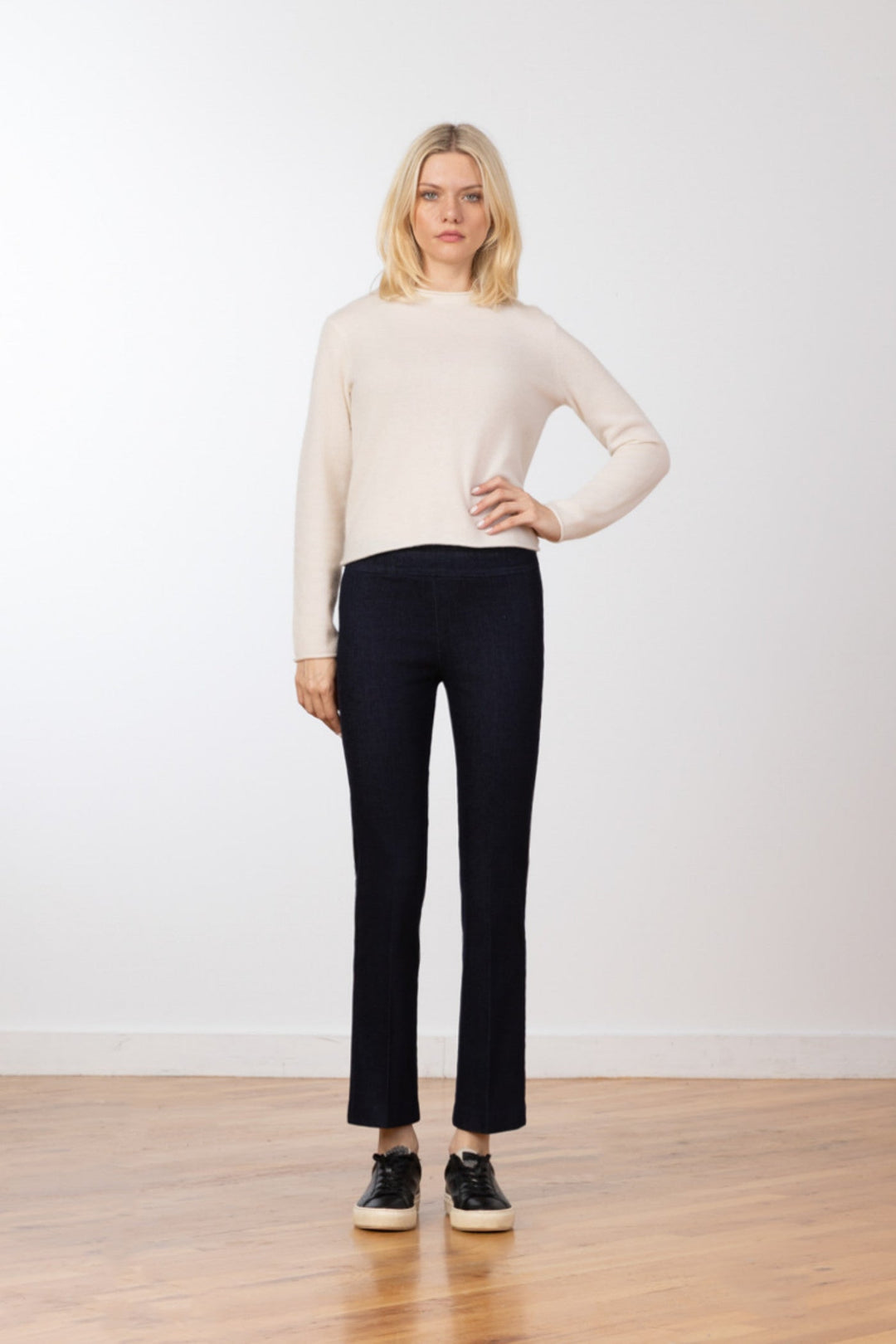 LEO Dark Denim - AVENUE MONTAIGNE 