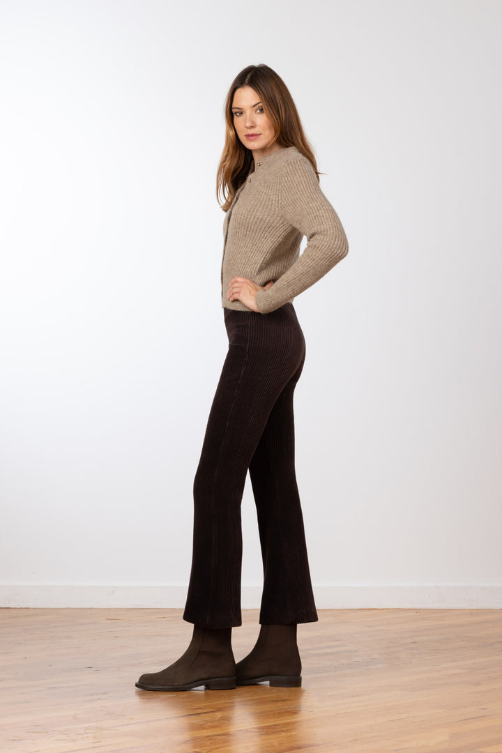 LEO Corduroy Brown