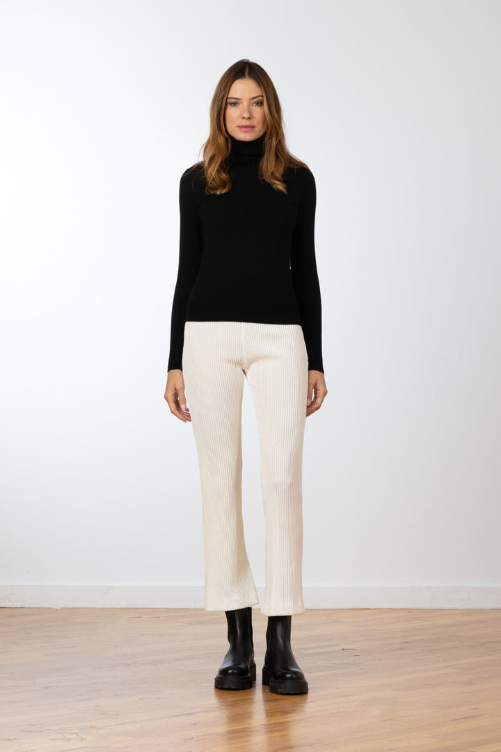 LEO Fine Corduroy Winter White