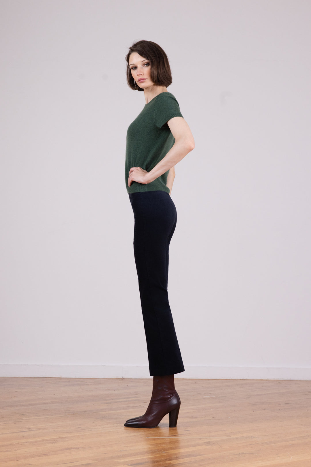 LEO Fine Corduroy Navy
