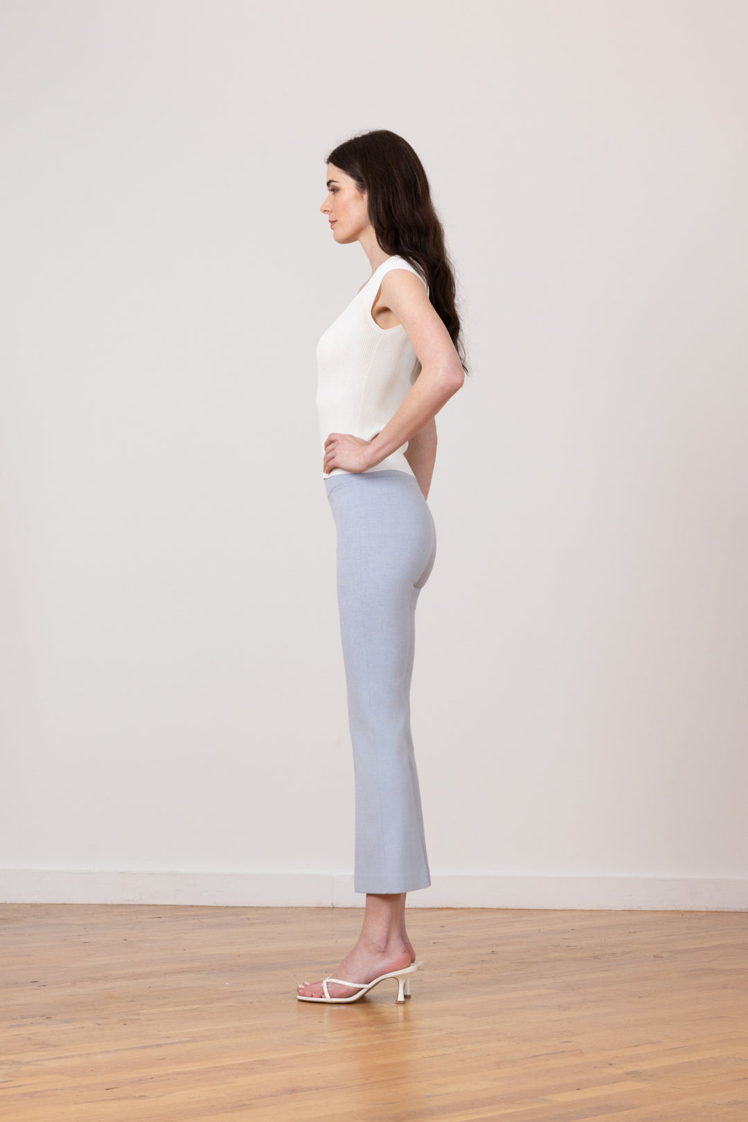 LEO Chambray - AVENUE MONTAIGNE 