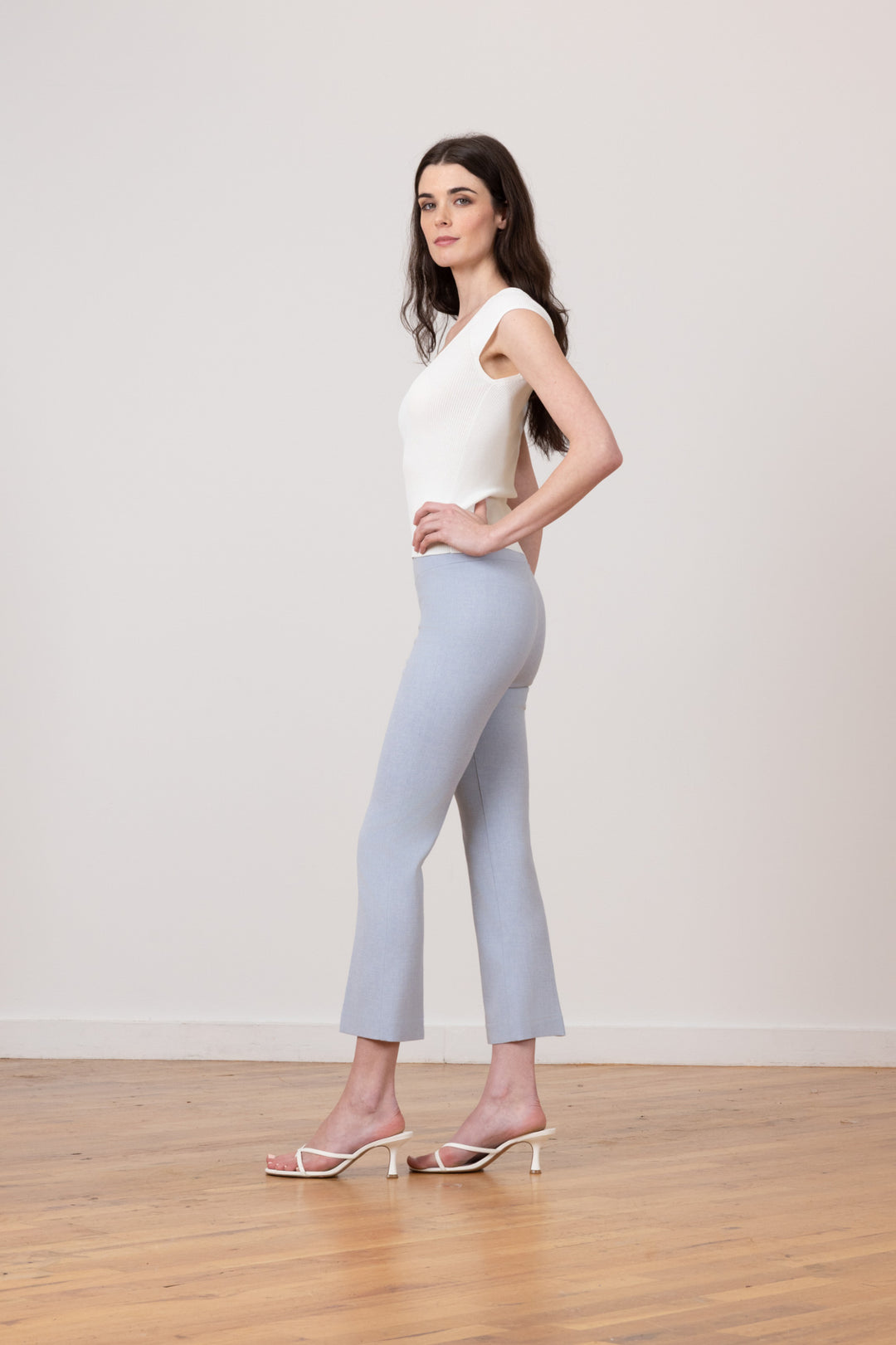 LEO Chambray - AVENUE MONTAIGNE 