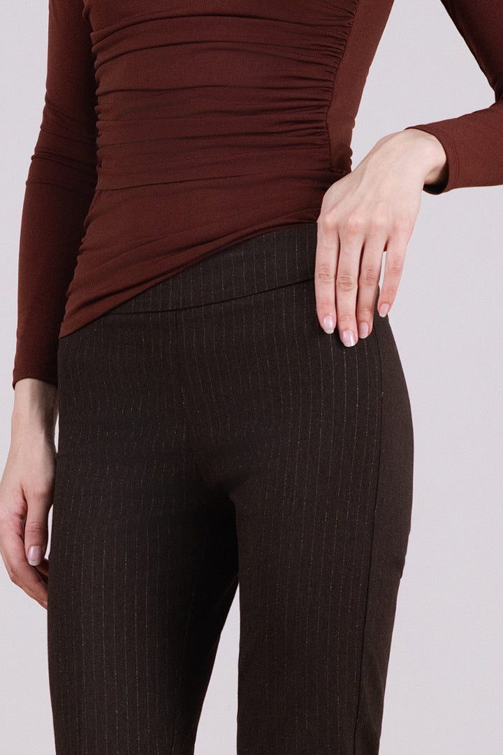 LEO Brushed Flannel Truffle