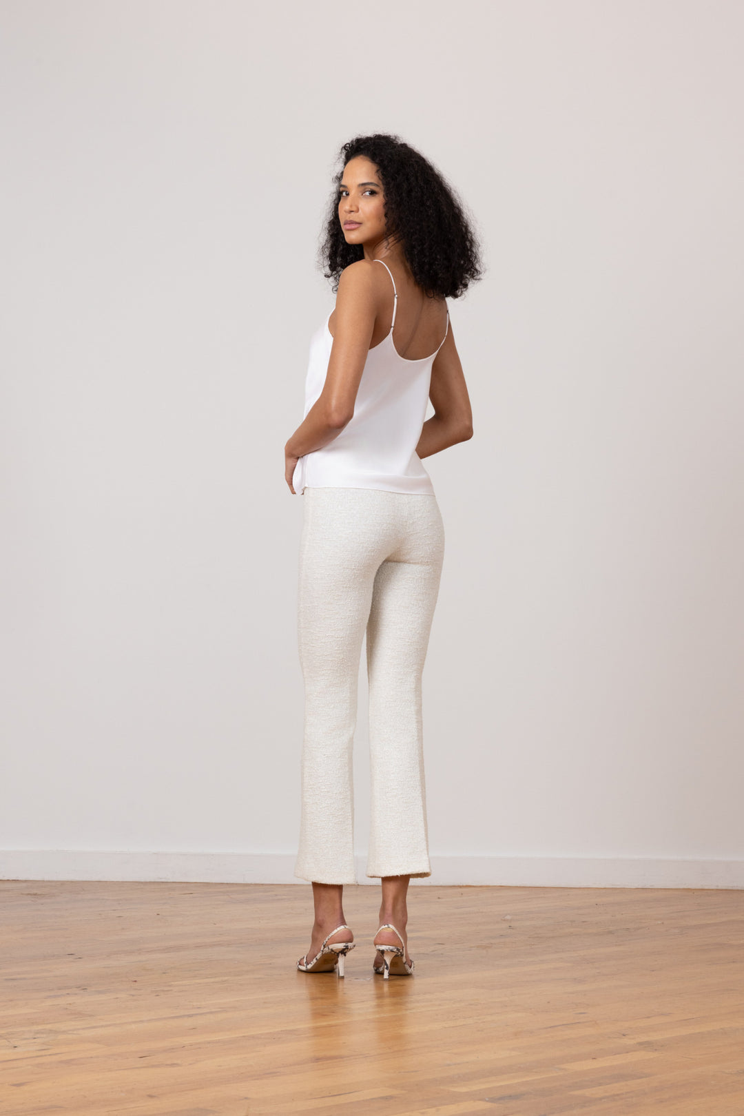 LEO Boucle Silver White - AVENUE MONTAIGNE 