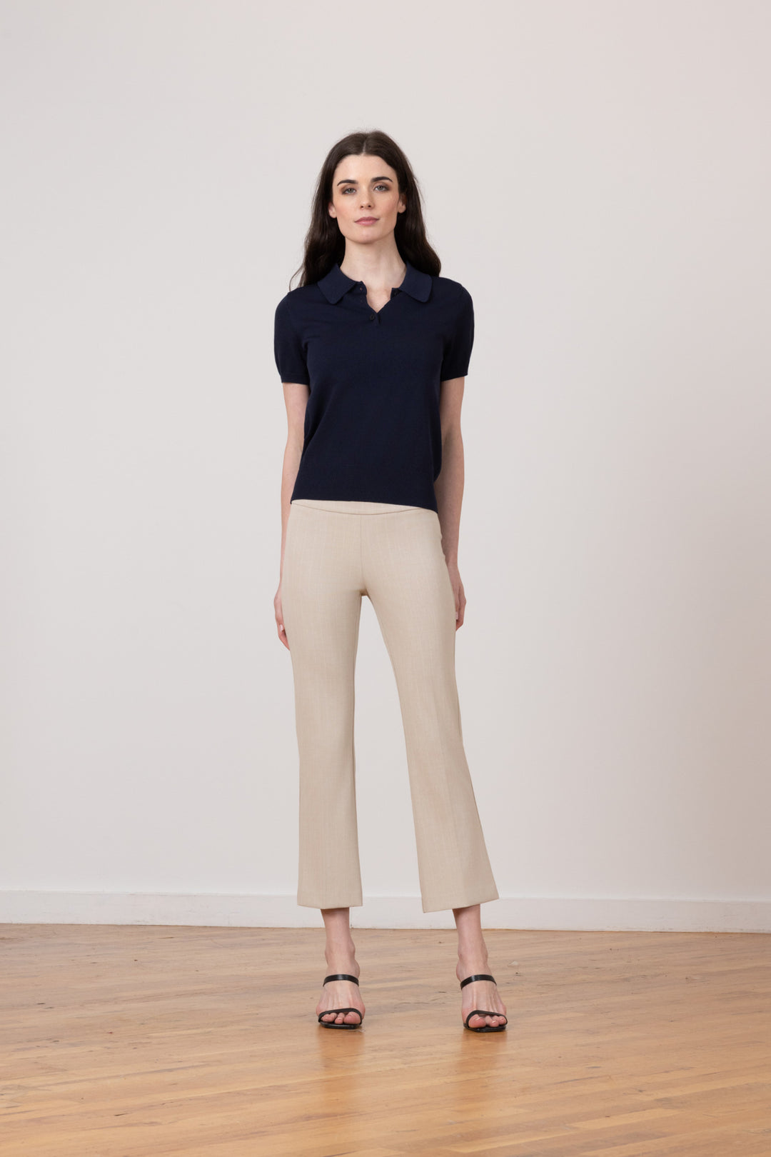 LEO Needle Line Cafe Latte - AVENUE MONTAIGNE 