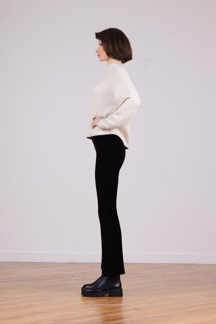 LEO Pre-Washed Corduroy Black