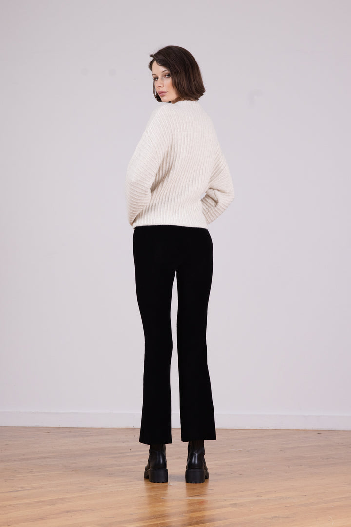 LEO Pre-Washed Corduroy Black