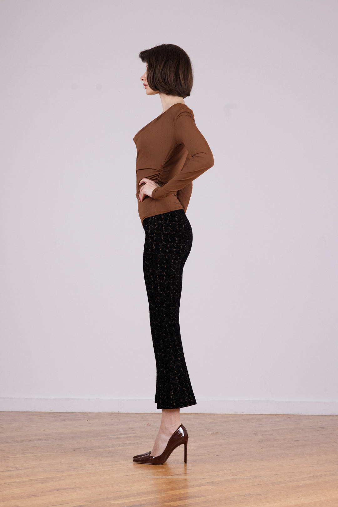 LEO Velvet Touch Bronze