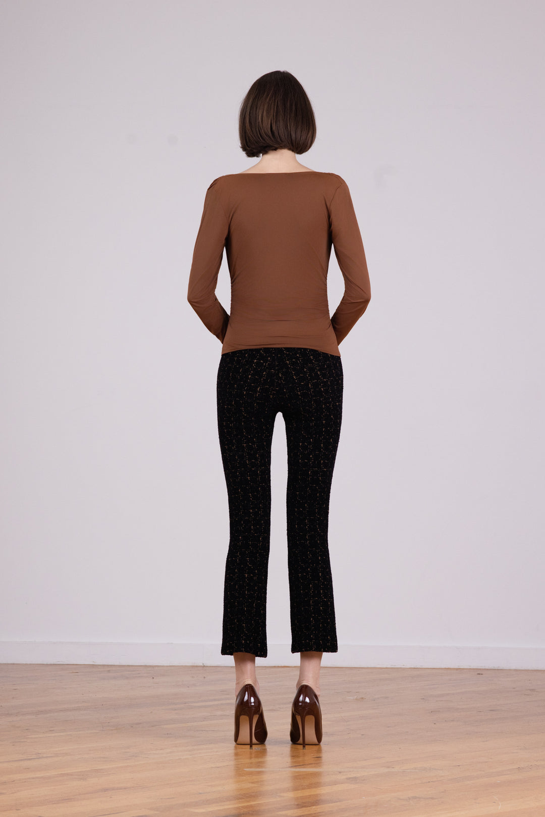 LEO Velvet Touch Bronze