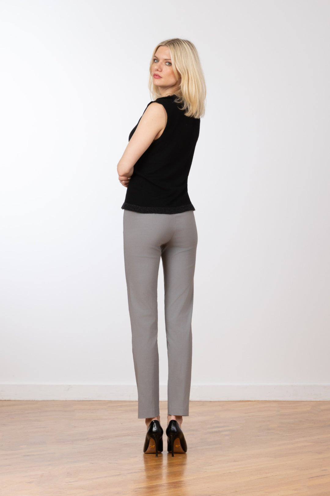 LILI Signature Light Grey