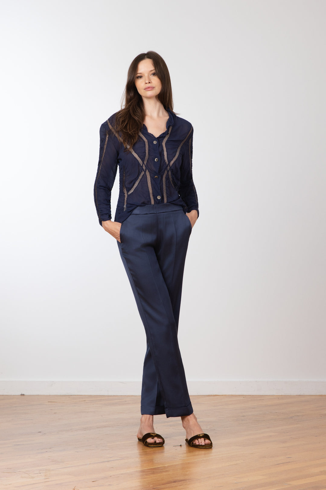 ODEON Breeze Navy - AVENUE MONTAIGNE 