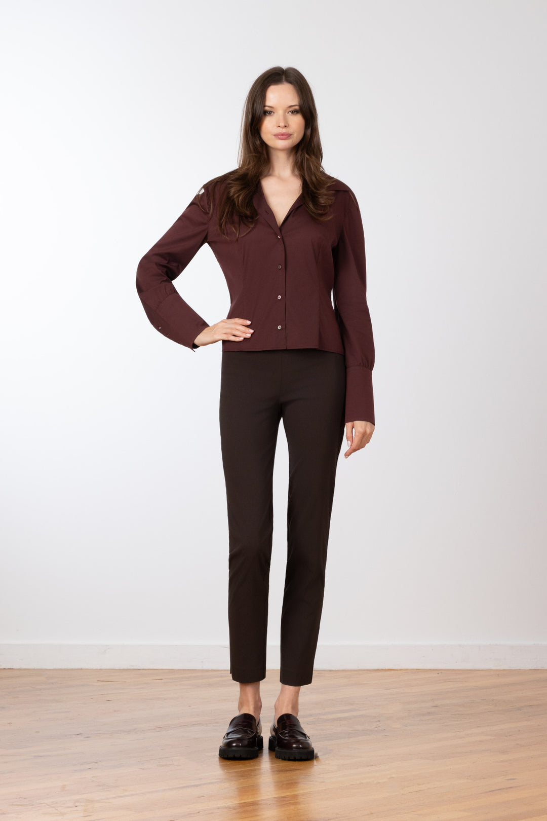 PARS Signature Brown - AVENUE MONTAIGNE 